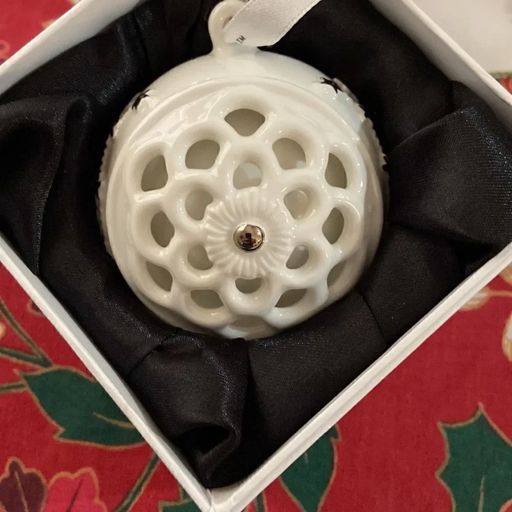 EUC‎ Pandora Unforgettable Moments Ornaments with box includes all 3
